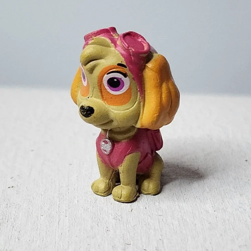 Paw Patrol Mini PVC Figure Skye (A)